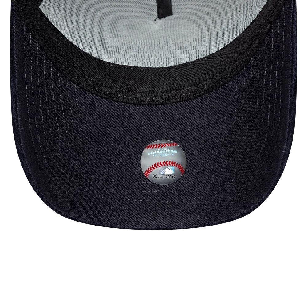 Pictured is this MLB Cord New York Yankees 9FORTY E-Frame cap in navy. 5