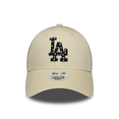 Pictured is this Womens MLB Infill LA Dodgers 9FORTY cap in light beige. 2