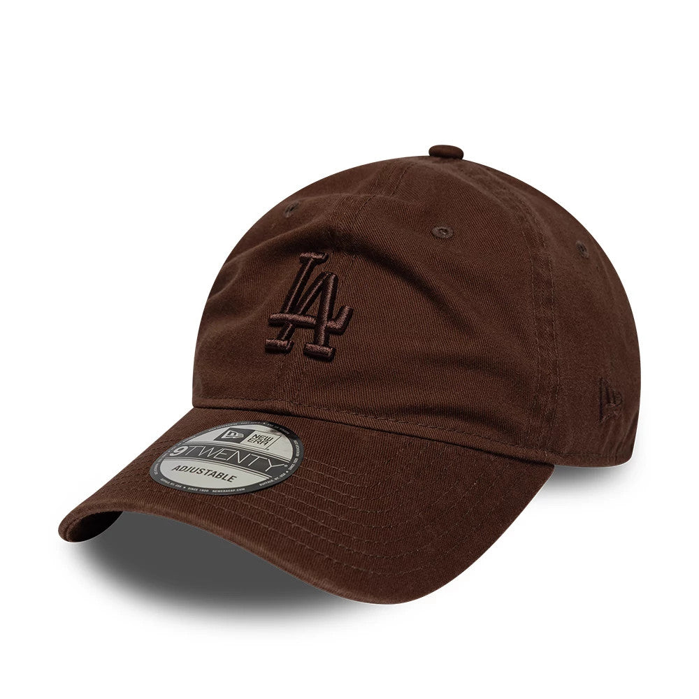 Pictured is this MLB Washed Midi Logo LA Dodgers 9TWENTY cap in brown. 1