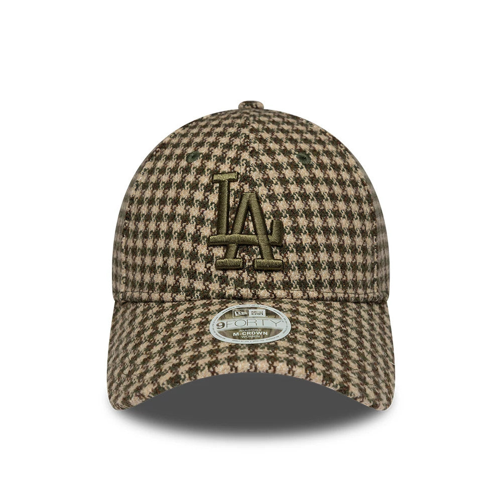 LA Dodgers Womens MLB Houndstooth Green New Era 9FORTY M-Crown Adjustable Cap, front view showing a green embroidered LA logo on the houndstooth patterned crown, with a matching button and visor, and a 9FORTY size sticker on the visor.