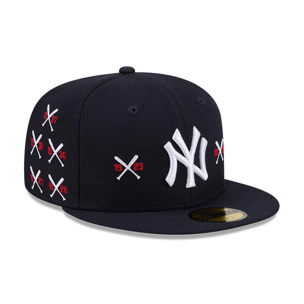 Pictured is this MLB X Spike Lee Crossed Bats New York Yankees 59FIFTY Fitted cap in navy. 4