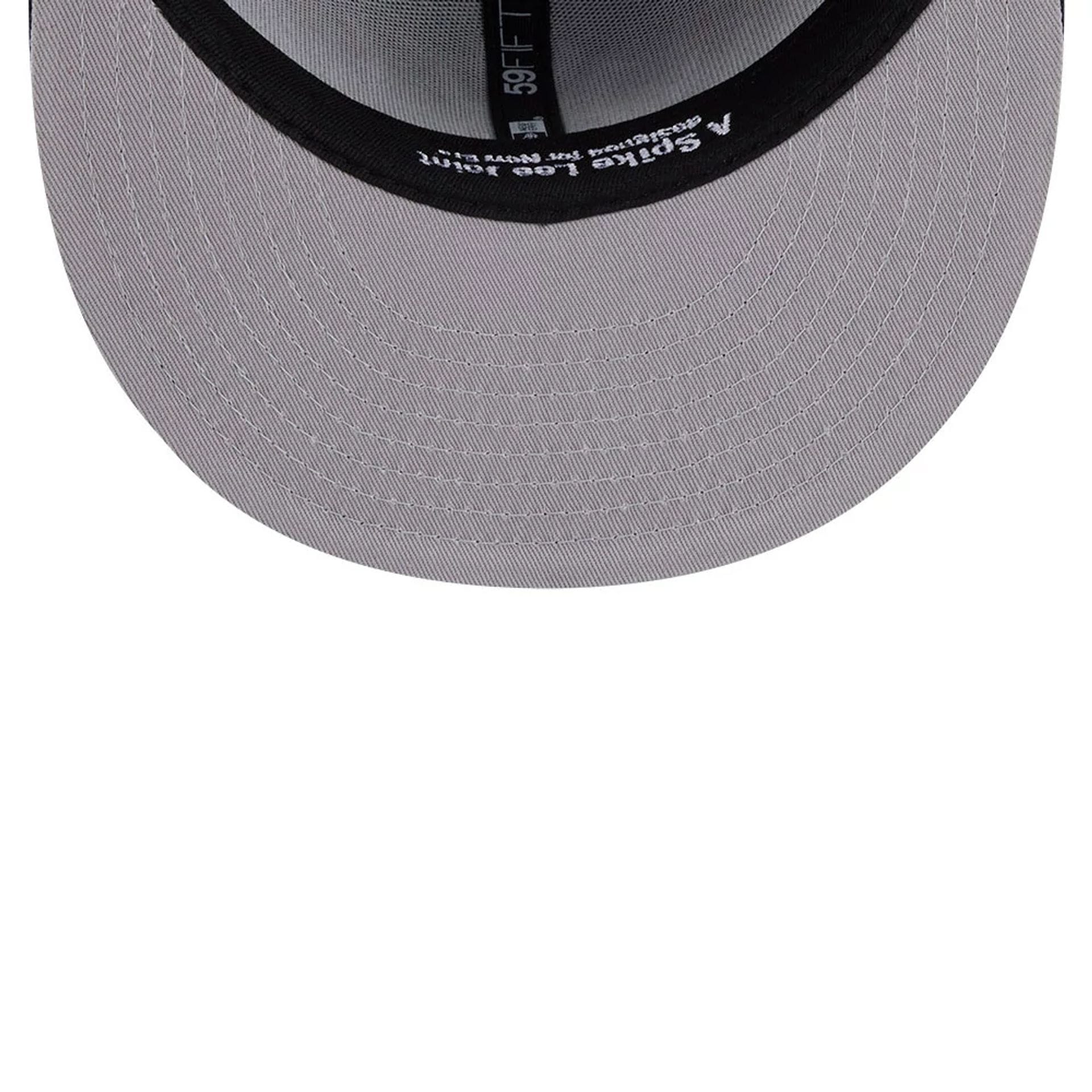Pictured is this MLB X Spike Lee Baseball Bats New York Yankees 59FIFTY Fitted cap in navy. 2