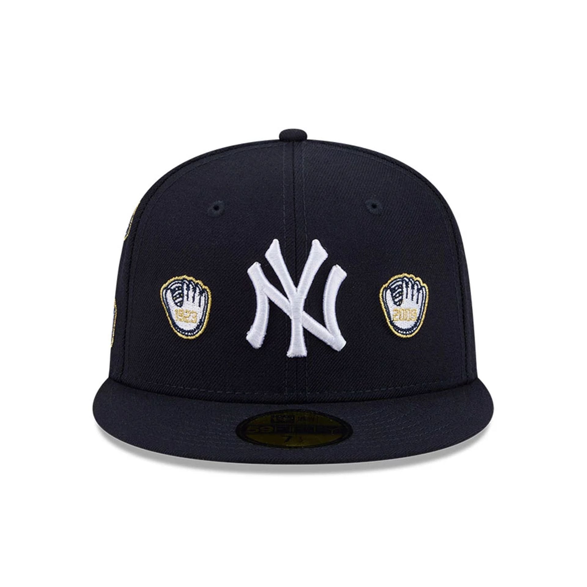 Pictured is this MLB X Spike Lee Gloves New York Yankees 59FIFTY Fitted cap in navy. 3