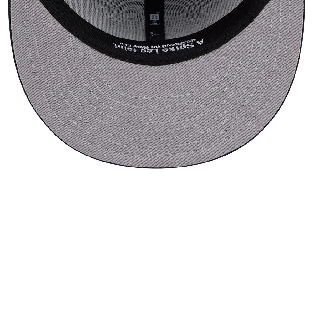 Pictured is this MLB X Spike Lee Gloves New York Yankees 59FIFTY Fitted cap in navy. 2