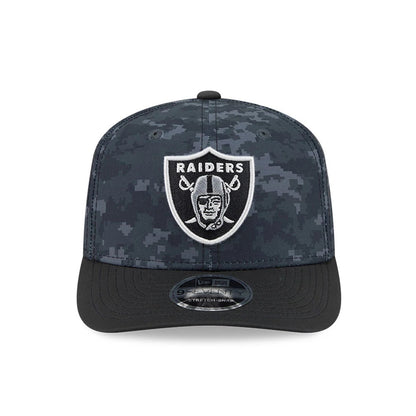 Pictured is this NFL Las Vegas Raiders 9SEVENTY Stretch Snap cap in digi camo & black. 2