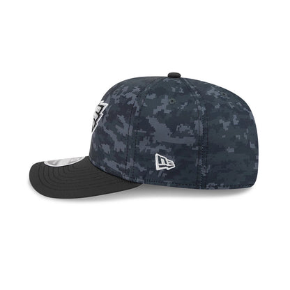 Pictured is this NFL Philadelphia Eagles 9SEVENTY Stretch Snap cap in digi camo & black. 4