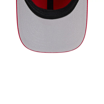Detroit Red Wings NHL Team Red New Era 39THIRTY M-Crown Stretch Fit Cap, inside view showing a light grey undervisor, a contrasting black sweatband, and red taping, providing a glimpse of the cap's structured design.
