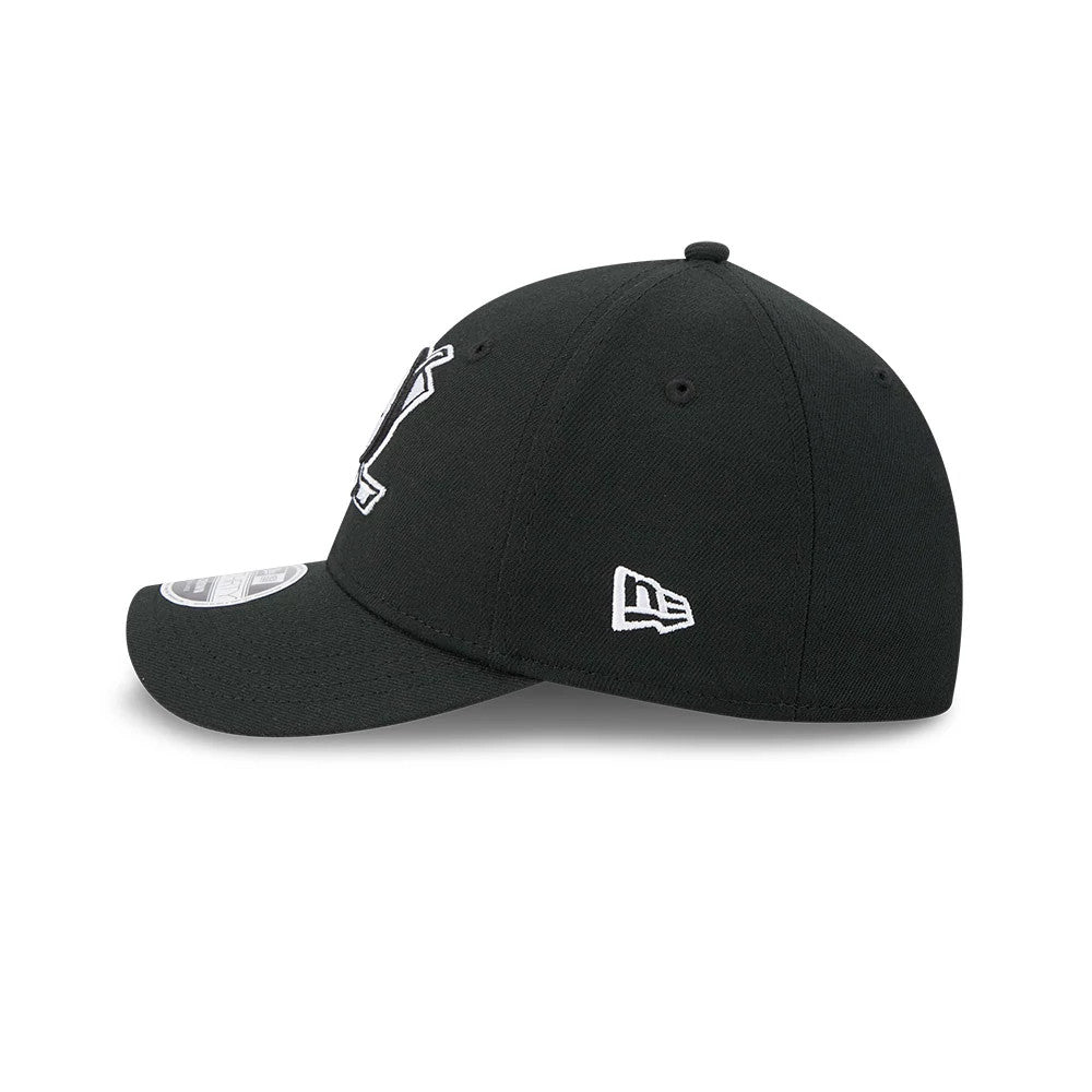 Anaheim Ducks NHL Black New Era 39THIRTY M-Crown Stretch Fit Cap, side view showing the white New Era flag logo on the left side, the structured black crown with black eyelets, and a curved black visor with a 39THIRTY size sticker.