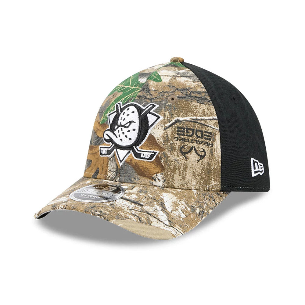 Pictured is this NHL Anaheim Ducks 39THIRTY M-Crown Stretch Fit cap in realtree camo. 1