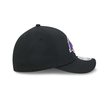 Pictured is this NBA Team LA Lakers 39THIRTY M-Crown Stretch Fit cap in black. 6