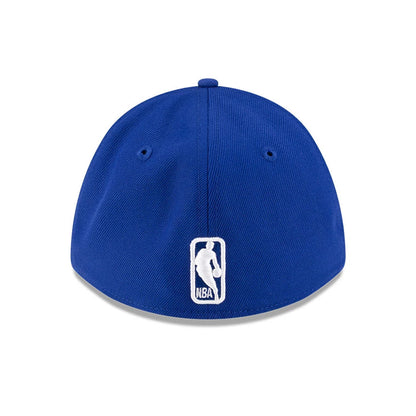 Pictured is this NBA Team New York Knicks 39THIRTY M-Crown Stretch Fit cap in blue. 5