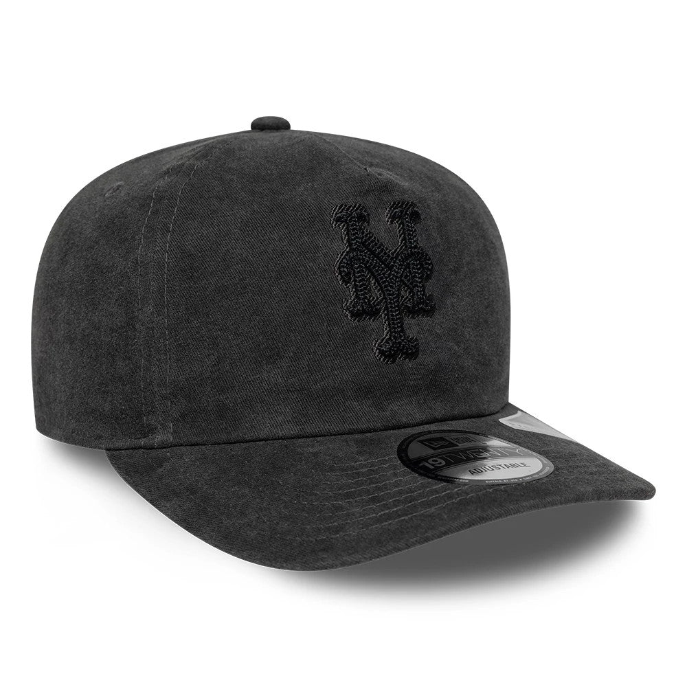 Pictured is this MLB New York Mets 19TWENTY cap in black. 4
