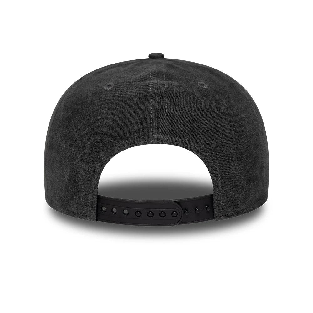 Pictured is this MLB New York Mets 19TWENTY cap in black. 5