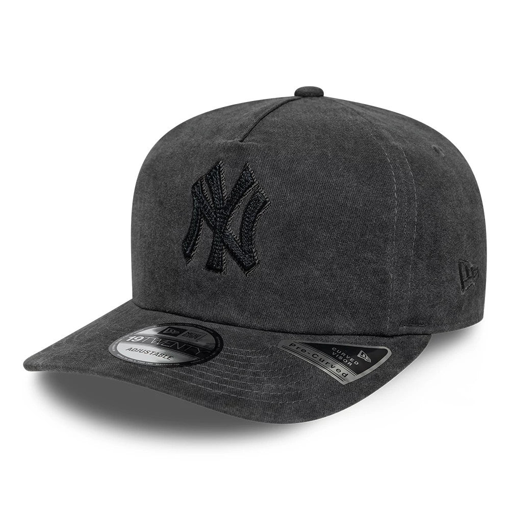 Pictured is this MLB New York Yankees 19TWENTY cap in black. 1