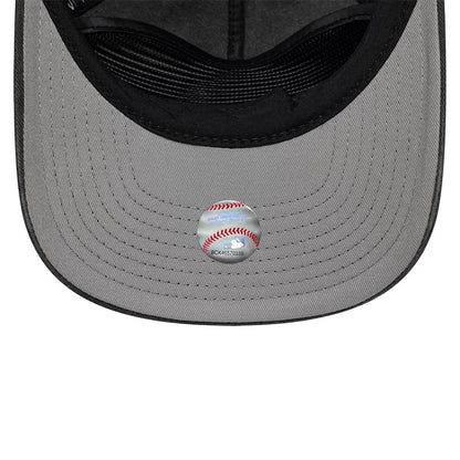 Pictured is this MLB New York Yankees 19TWENTY cap in black. 2