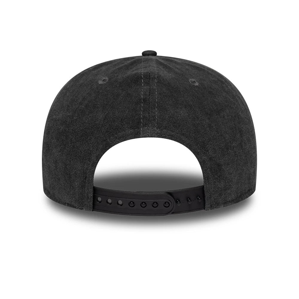 Pictured is this MLB LA Dodgers 19TWENTY cap in black. 7