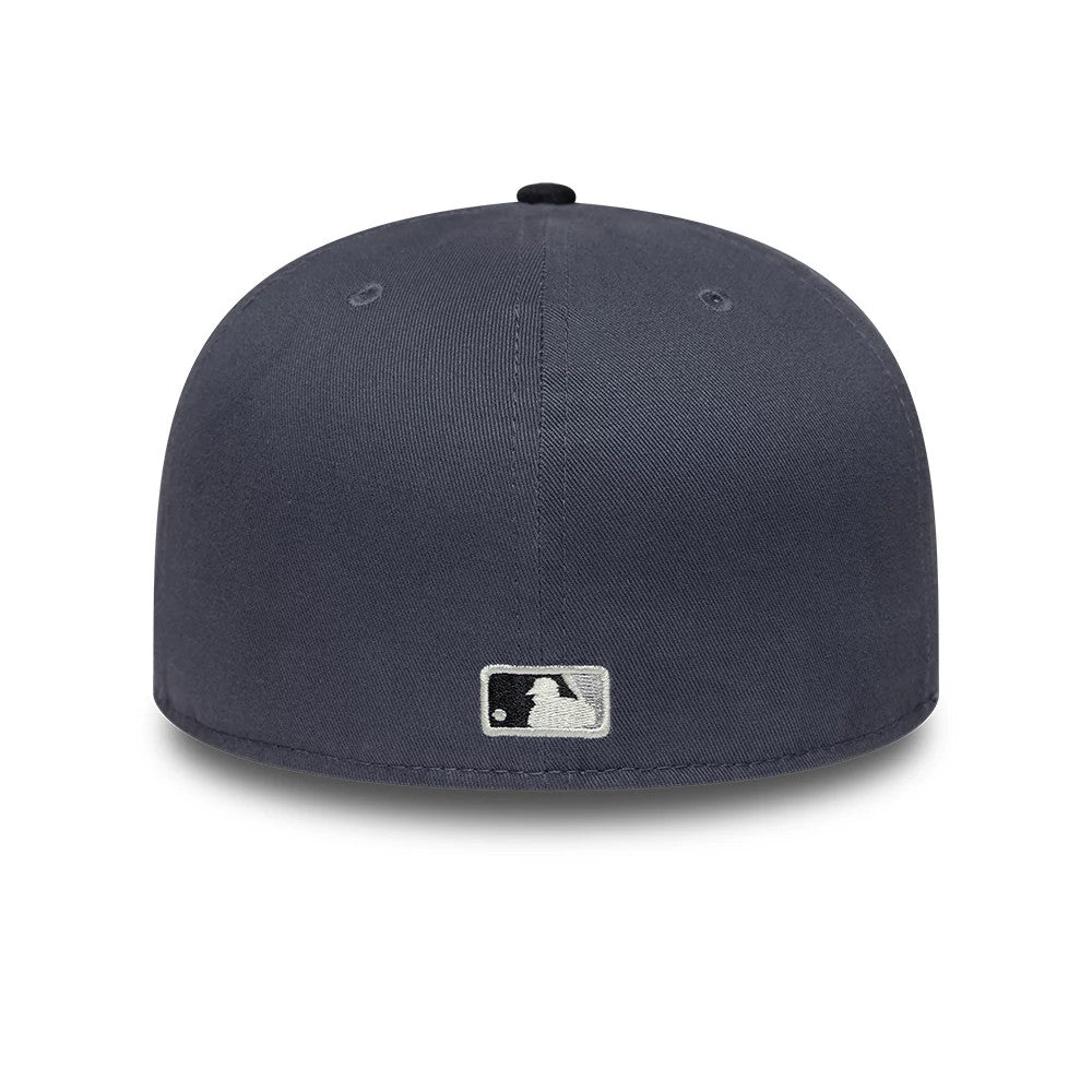 Pictured is this MLB LA Dodgers 59FIFTY Fitted cap in dark grey. 5
