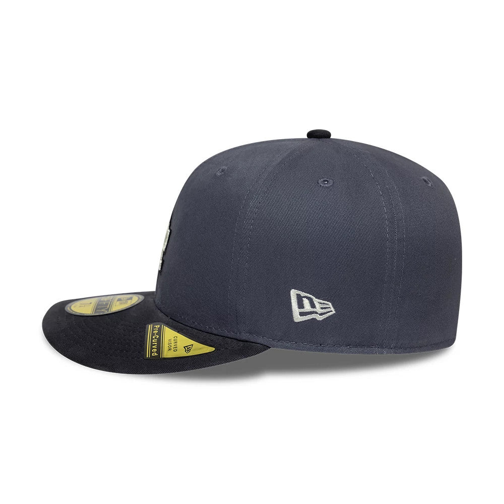Pictured is this MLB LA Dodgers 59FIFTY Fitted cap in dark grey. 6