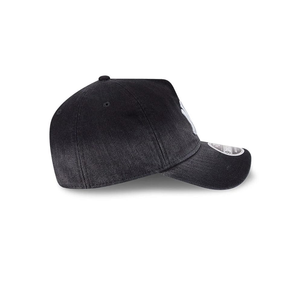 Pictured is this MLB Washed Denim New York Yankees 9FORTY A-Frame Unstructured cap in black. 6