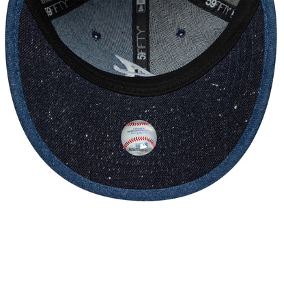 Pictured is this MLB Multipanel Atlanta Braves Retro Crown 59FIFTY Fitted cap in navy. 7