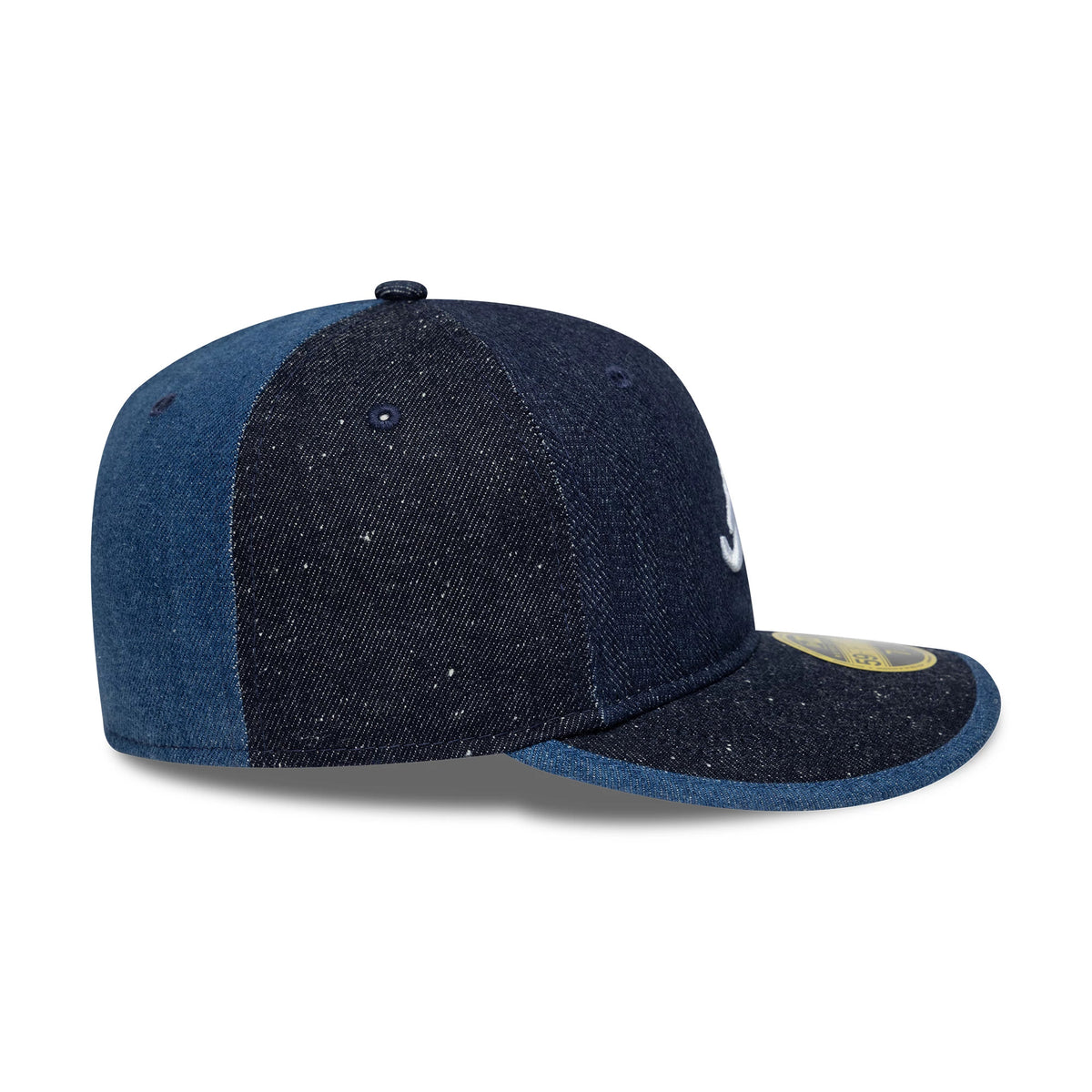 Pictured is this MLB Multipanel Atlanta Braves Retro Crown 59FIFTY Fitted cap in navy. 6