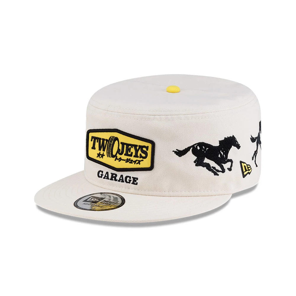 TwoJeys Racing Cap in Cream