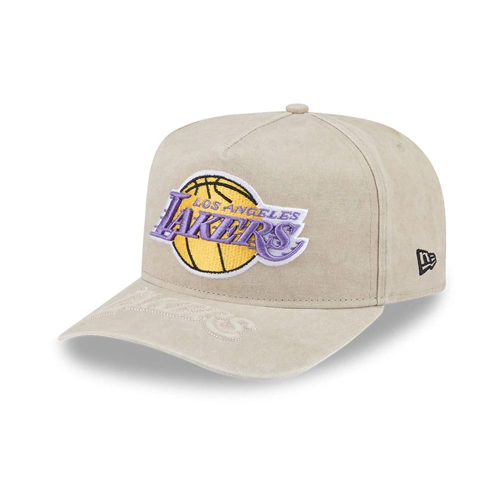 Pictured is this NBA LA Lakers 9FIFTY A-Frame Snapback cap in light beige. 1