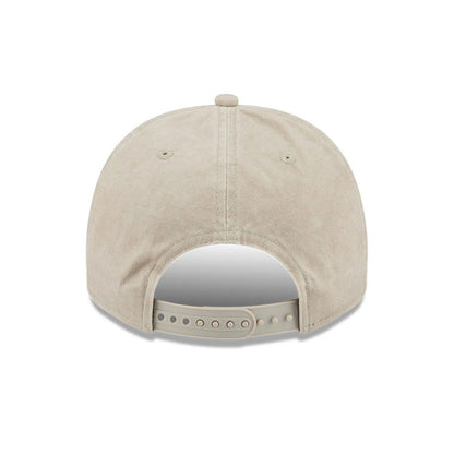 Pictured is this NBA LA Lakers 9FIFTY A-Frame Snapback cap in light beige. 6