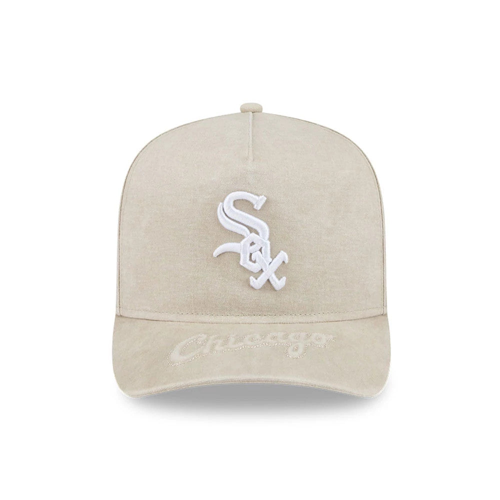 Pictured is this MLB Chicago White Sox 9FIFTY A-Frame Snapback cap in light beige. 3