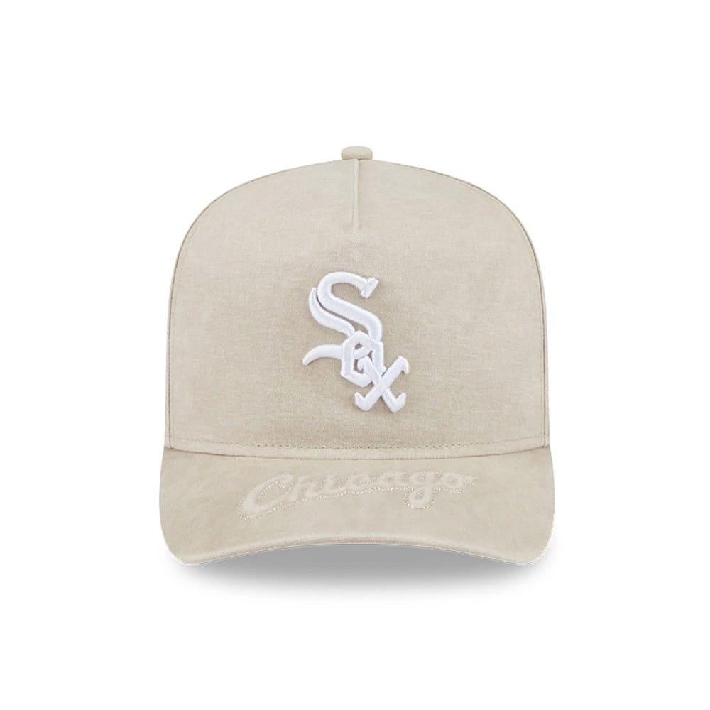 Pictured is this MLB Chicago White Sox 9FIFTY A-Frame Snapback cap in light beige. 3