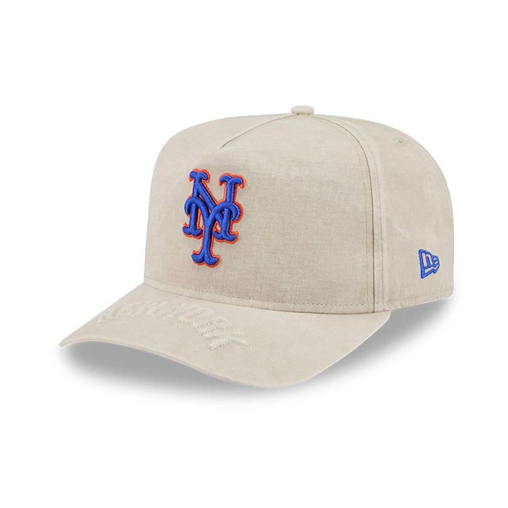 Pictured is this MLB New York Mets 9FIFTY A-Frame Snapback cap in light beige. 1