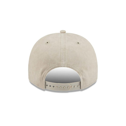 Pictured is this MLB New York Mets 9FIFTY A-Frame Snapback cap in light beige. 8