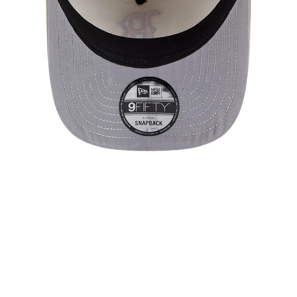 Pictured is this MLB Boston Red Sox 9FIFTY A-Frame Snapback cap in light beige. 2