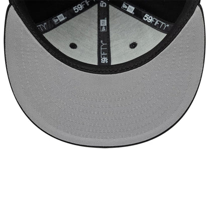 Pictured is this Gettomasa X New Era 59FIFTY Fitted cap in black. 2