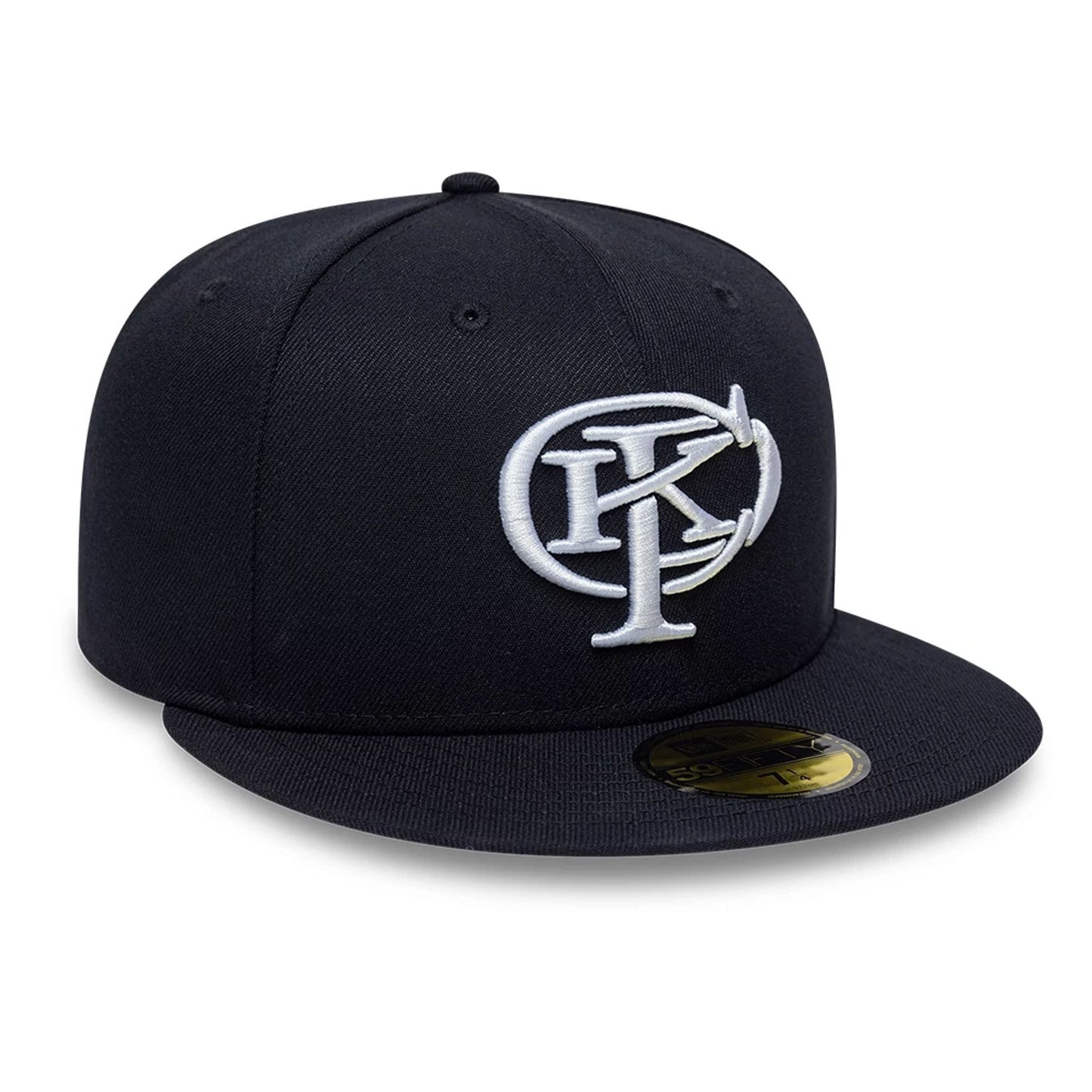 Pictured is this Gettomasa X New Era 59FIFTY Fitted cap in navy. 4