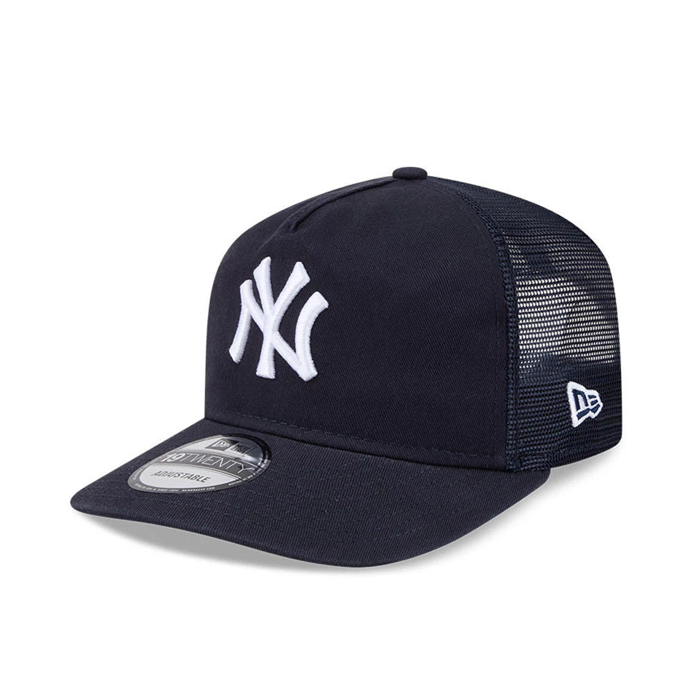 Pictured is this MLB Evergreen New York Yankees 19TWENTY cap in navy. 1