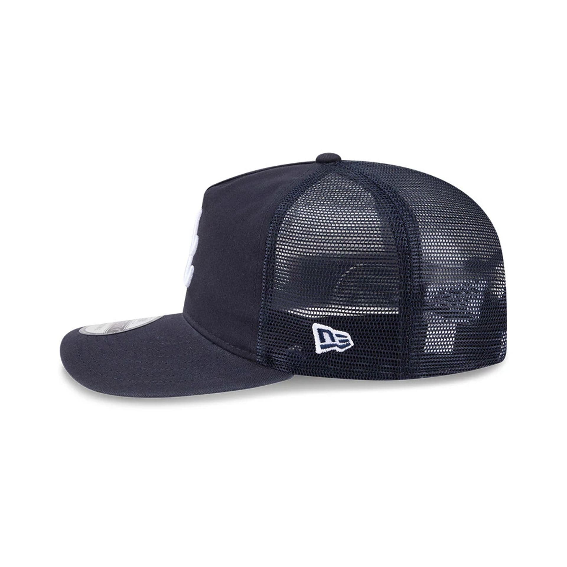 Pictured is this MLB Evergreen Atlanta Braves 19TWENTY cap in navy. 6