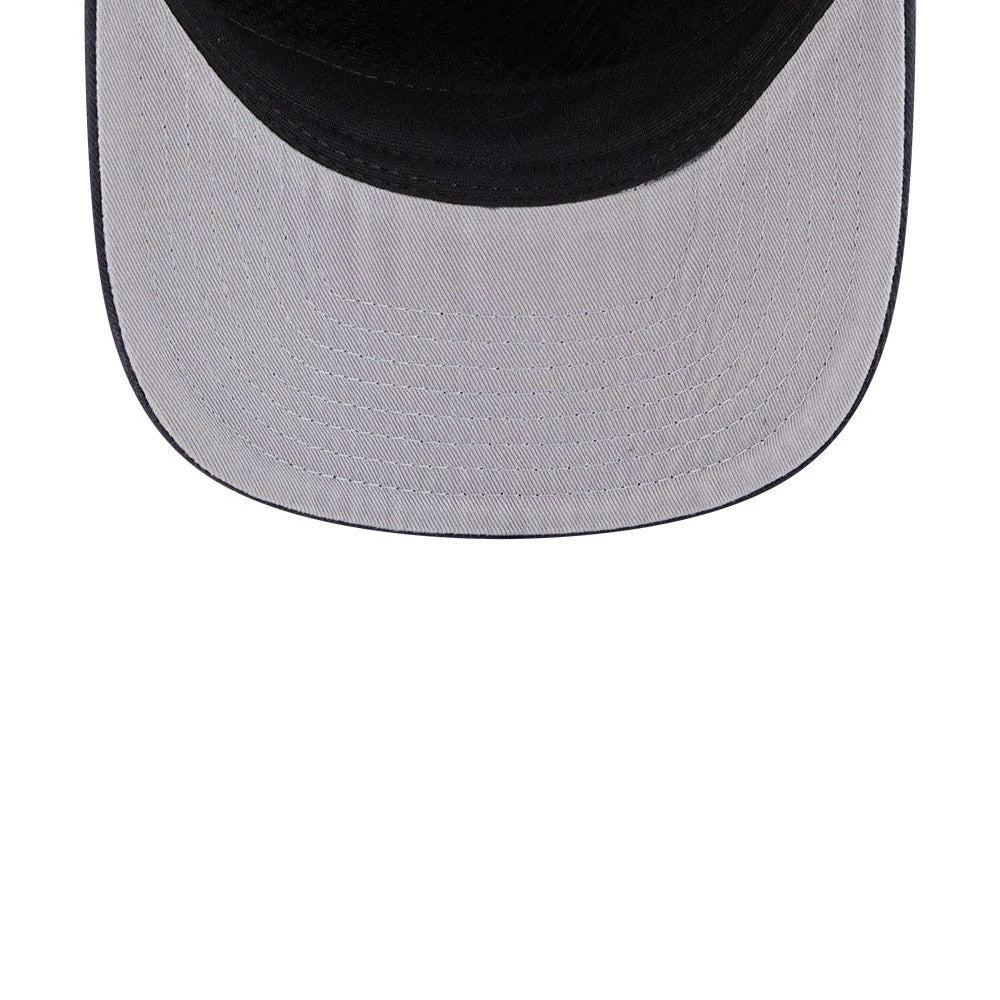 Pictured is this MLB Evergreen Atlanta Braves 19TWENTY cap in navy. 2