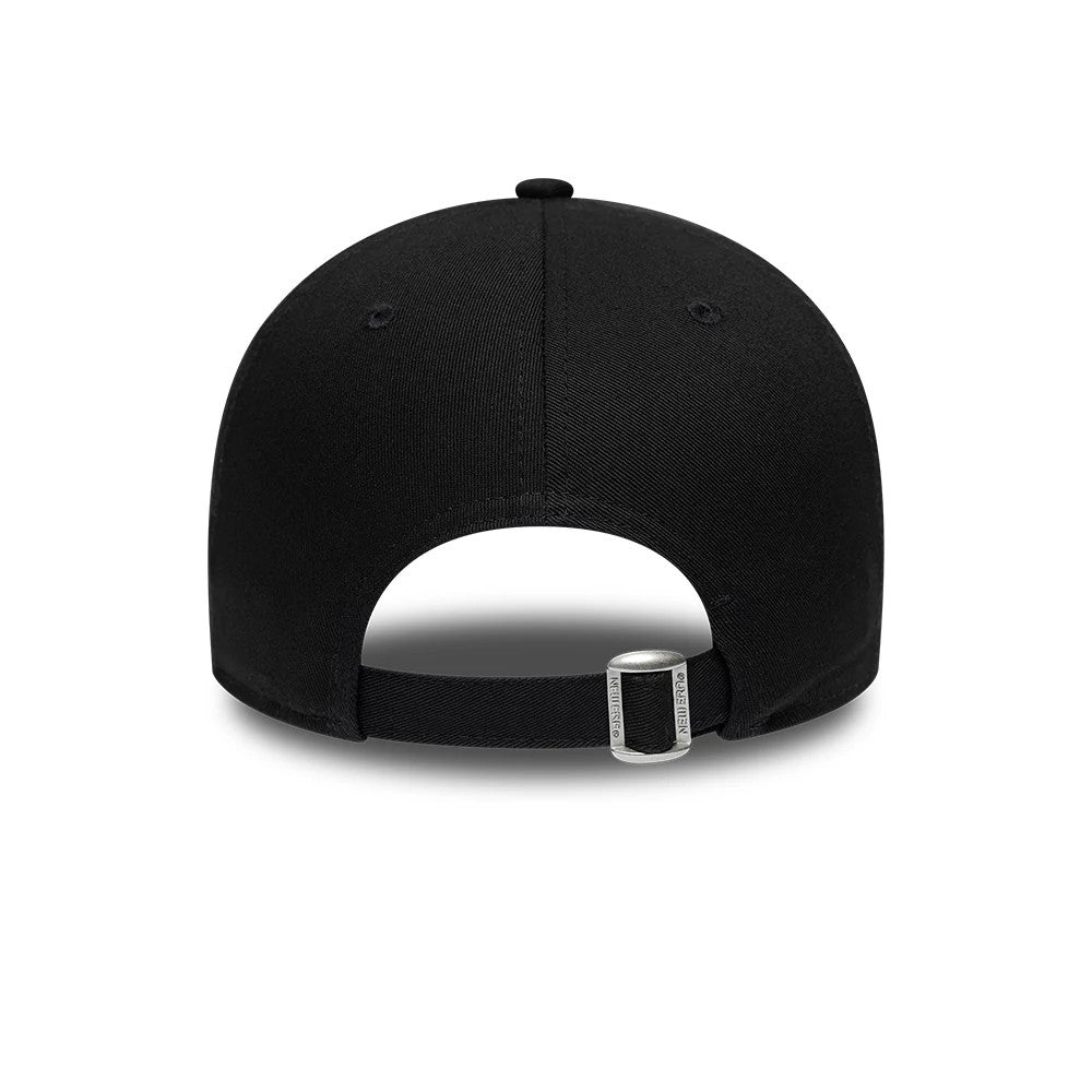 Pictured is this Williams Animal Infill 9FORTY cap in black. 4