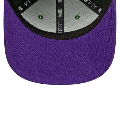 Pictured is this NBA Hardwood Classic Milwaukee Bucks 9FIFTY Snapback cap in dark green. 5