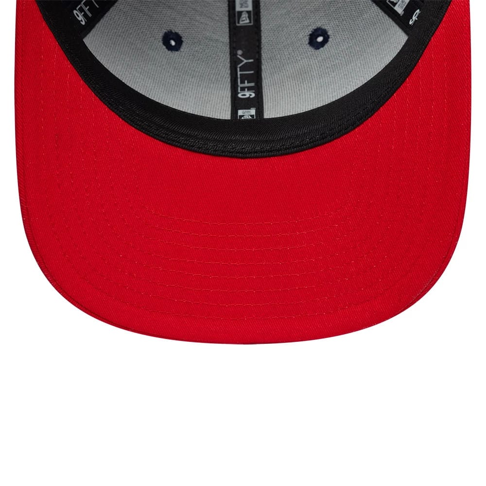 Pictured is this NBA Hardwood Classic New Jersey Nets 9FIFTY Snapback cap in dark blue. 5
