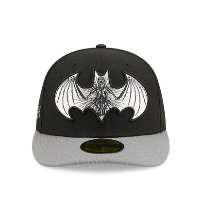 Pictured is this DC Batman 59FIFTY Fitted cap in black. 3
