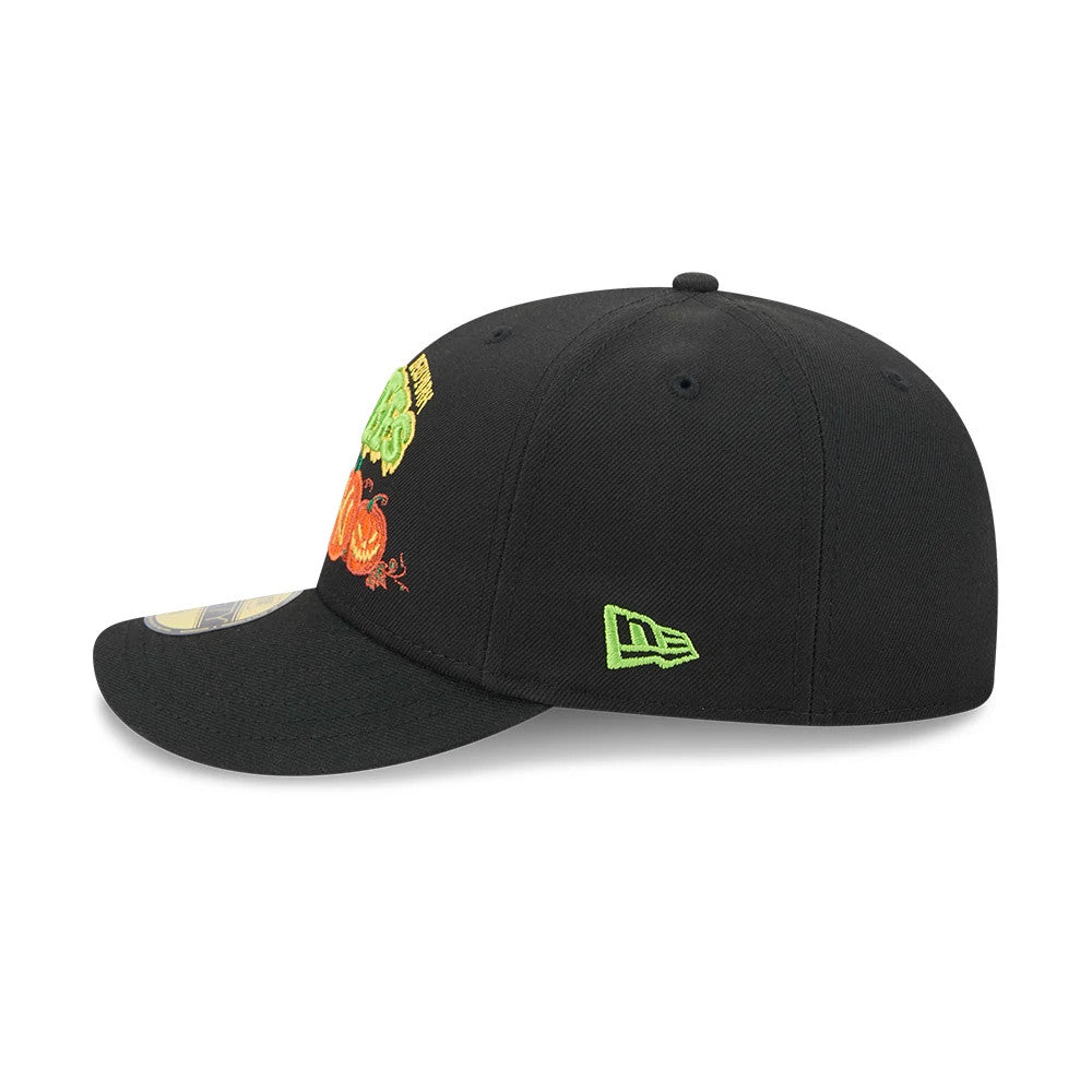 Pictured is this MLB Pumpkin Patch New York Yankees 59FIFTY Fitted cap in black. 5