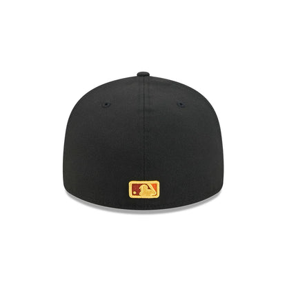 Pictured is this MLB Pumpkin Patch Chicago White Sox 59FIFTY Fitted cap in black. 6