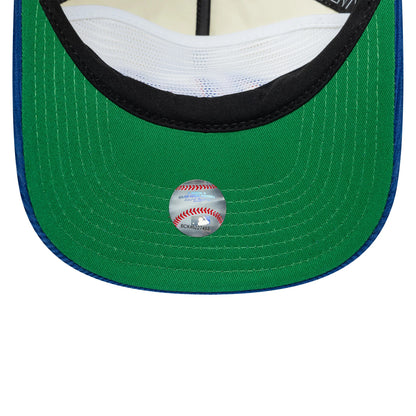 Pictured is this MLB Retro Dynasty New York Mets Cord 19TWENTY cap in cream & blue. 2