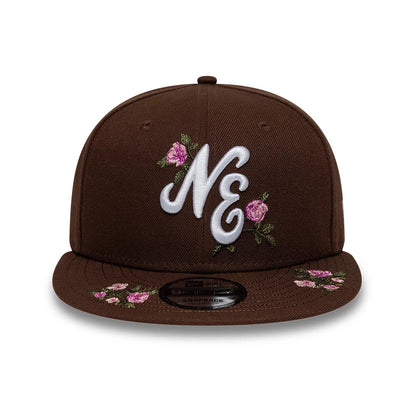 Pictured is this New Era Floral 9FIFTY Snapback cap in dark brown. 3