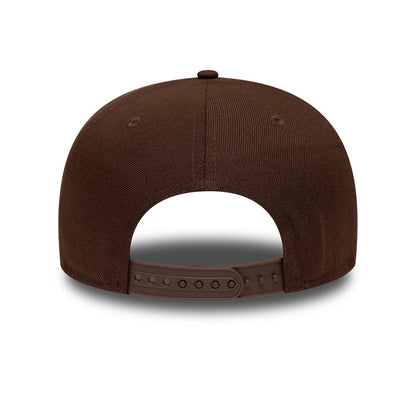 Pictured is this New Era Floral 9FIFTY Snapback cap in dark brown. 7