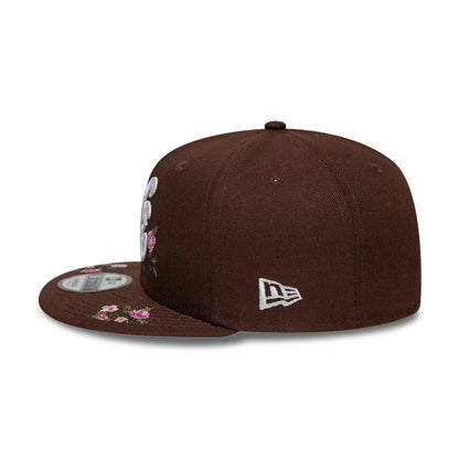 Pictured is this New Era Floral 9FIFTY Snapback cap in dark brown. 5