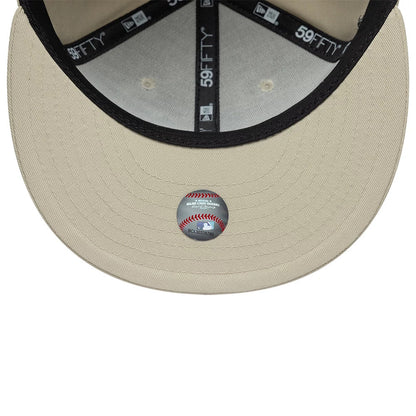 Pictured is this MLB Floral Chicago White Sox 59FIFTY Fitted cap in light beige. 7