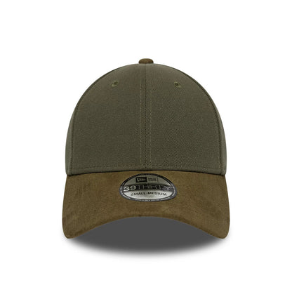 Pictured is this New Era Suede Visor 39THIRTY Stretch Fit cap in green. 2